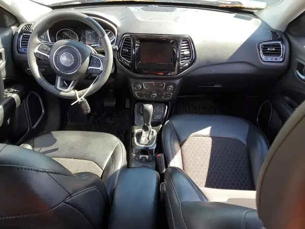 3C4NJDBB8MT557658 2021 JEEP COMPASS - Image 8