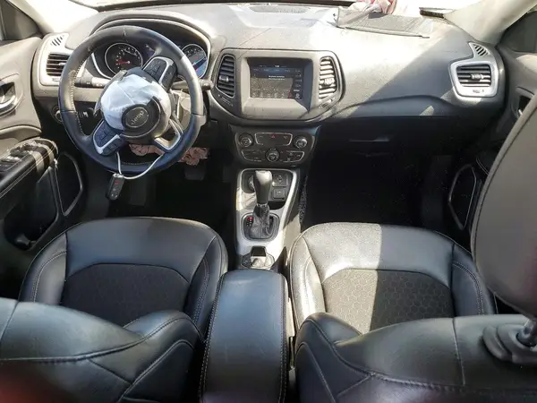 3C4NJDBB8MT558356 2021 JEEP COMPASS - Image 8