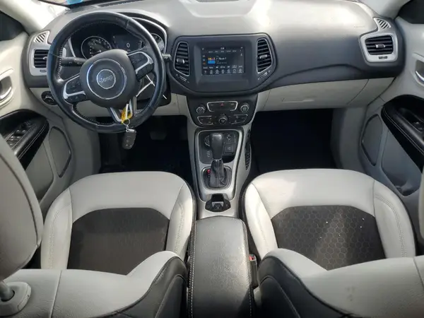 3C4NJDBB8MT562715 2021 JEEP COMPASS - Image 8