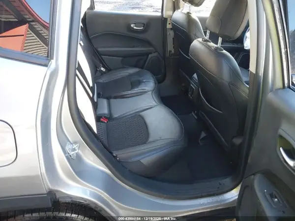 3C4NJDBB8MT567896 2021 JEEP COMPASS - Image 8