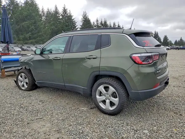 3C4NJDBB8MT572094 2021 JEEP COMPASS - Image 2