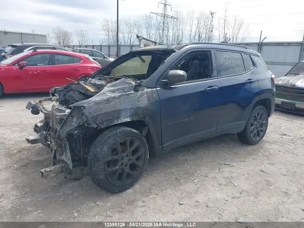 3C4NJDBB8MT575044 2021 JEEP COMPASS - Image 2