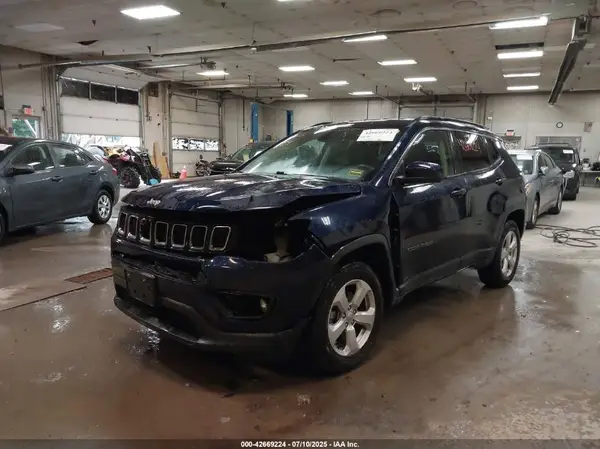 3C4NJDBB8MT579790 2021 JEEP COMPASS - Image 2