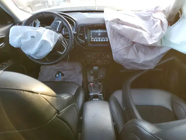 3C4NJDBB8MT586660 2021 JEEP COMPASS - Image 8