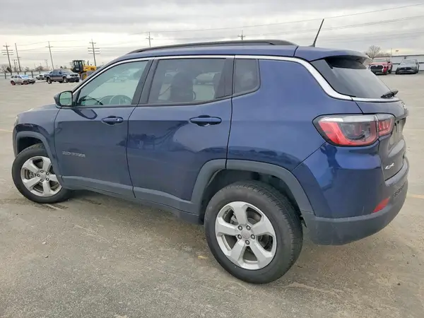 3C4NJDBB8MT600217 2021 JEEP COMPASS - Image 2