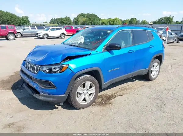 3C4NJDBB8NT105484 2022 JEEP COMPASS - Image 2