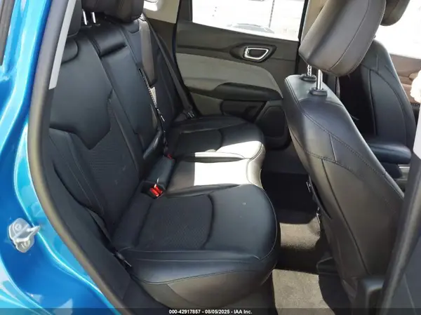 3C4NJDBB8NT105484 2022 JEEP COMPASS - Image 8