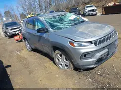 3C4NJDBB8NT110488 2022 JEEP COMPASS