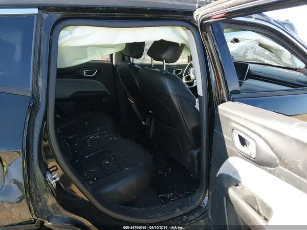 3C4NJDBB8NT116212 2022 JEEP COMPASS - Image 8