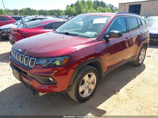 3C4NJDBB8NT151008 2022 JEEP COMPASS - Image 2