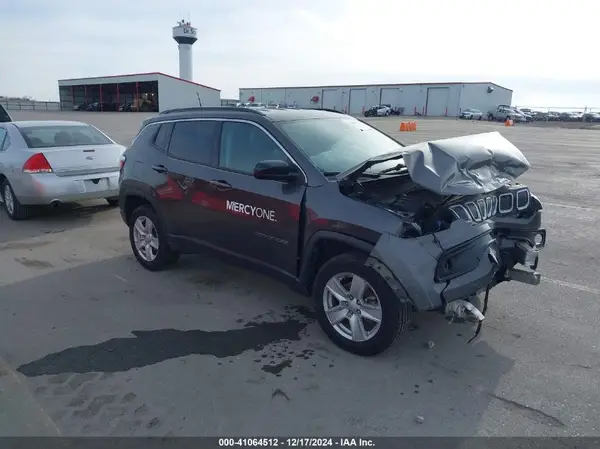 3C4NJDBB8NT152417 2022 JEEP COMPASS - Image 1