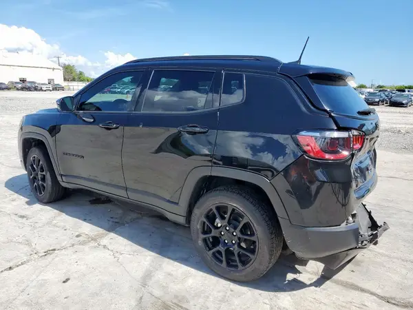 3C4NJDBB8NT171503 2022 JEEP COMPASS - Image 2
