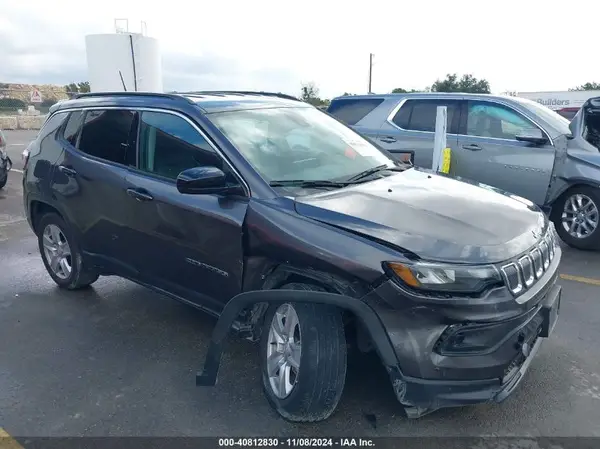 3C4NJDBB8NT186115 2022 JEEP COMPASS - Image 1