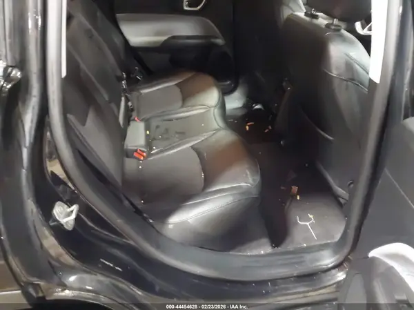 3C4NJDBB8NT217492 2022 JEEP COMPASS - Image 8