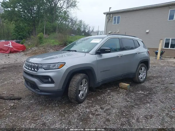 3C4NJDBB8NT230985 2022 JEEP COMPASS - Image 2