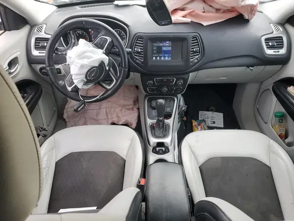 3C4NJDBB9HT631756 2017 JEEP COMPASS - Image 8