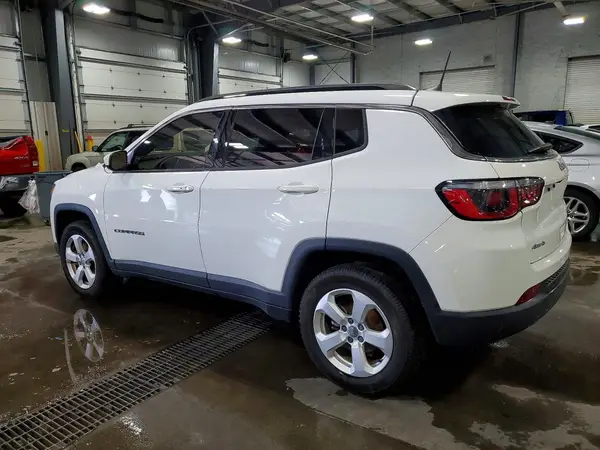 3C4NJDBB9HT646774 2017 JEEP COMPASS - Image 2