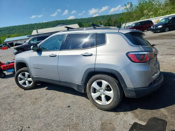 3C4NJDBB9HT672274 2017 JEEP COMPASS - Image 2