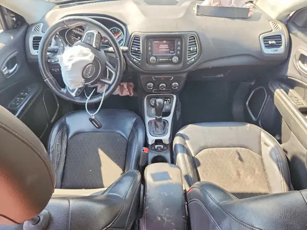 3C4NJDBB9HT672274 2017 JEEP COMPASS - Image 8