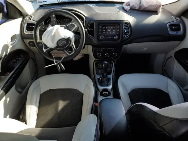 3C4NJDBB9HT680018 2017 JEEP COMPASS - Image 8