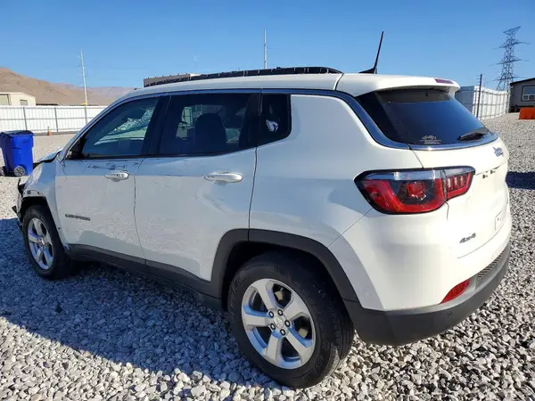 3C4NJDBB9HT688653 2017 JEEP COMPASS - Image 2