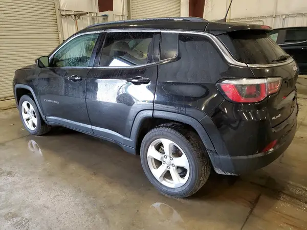 3C4NJDBB9HT692783 2017 JEEP COMPASS - Image 2