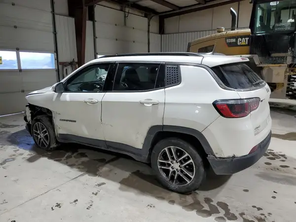 3C4NJDBB9JT100143 2018 JEEP COMPASS - Image 2