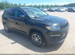 3C4NJDBB9JT103883 2018 JEEP COMPASS