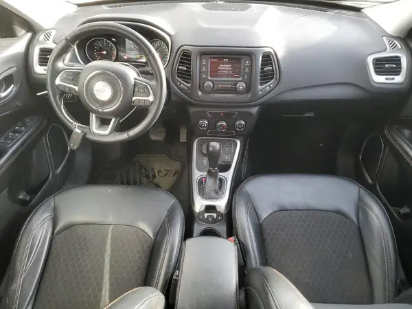 3C4NJDBB9JT127911 2018 JEEP COMPASS - Image 8