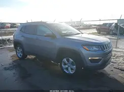 3C4NJDBB9JT140674 2018 JEEP COMPASS