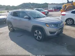 3C4NJDBB9JT155269 2018 JEEP COMPASS