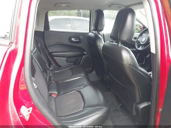 3C4NJDBB9JT160925 2018 JEEP COMPASS - Image 8