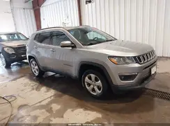 3C4NJDBB9JT161749 2018 JEEP COMPASS