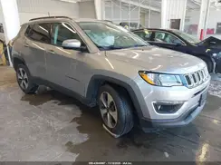 3C4NJDBB9JT185971 2018 JEEP COMPASS