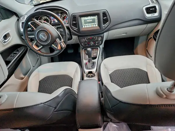 3C4NJDBB9JT191785 2018 JEEP COMPASS - Image 8