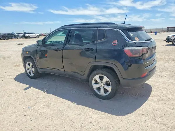 3C4NJDBB9JT192063 2018 JEEP COMPASS - Image 2