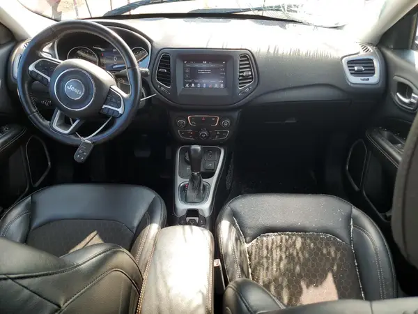 3C4NJDBB9JT192175 2018 JEEP COMPASS - Image 8