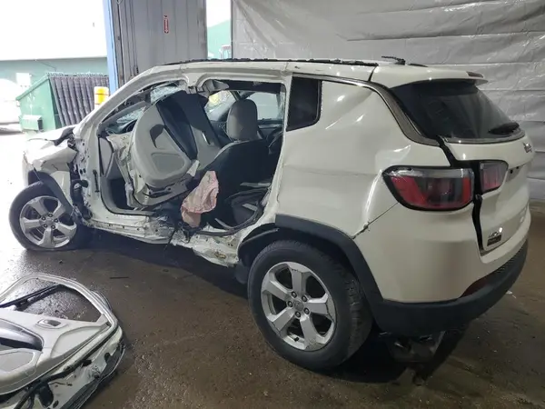 3C4NJDBB9JT230438 2018 JEEP COMPASS - Image 2