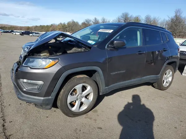 3C4NJDBB9JT238667 2018 JEEP COMPASS - Image 1