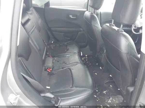 3C4NJDBB9JT265836 2018 JEEP COMPASS - Image 8