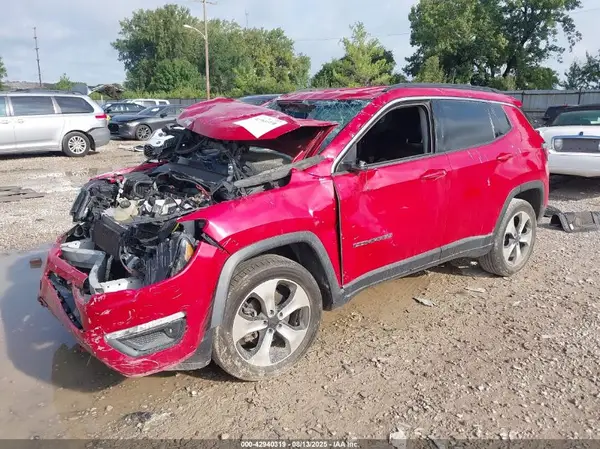 3C4NJDBB9JT281681 2018 JEEP COMPASS - Image 2