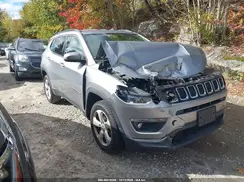 3C4NJDBB9JT282443 2018 JEEP COMPASS