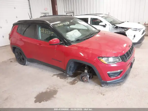 3C4NJDBB9JT304330 2018 JEEP COMPASS - Image 1