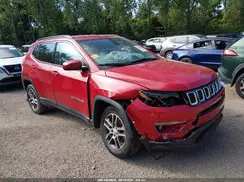 3C4NJDBB9JT308085 2018 JEEP COMPASS