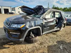 3C4NJDBB9JT313836 2018 JEEP COMPASS