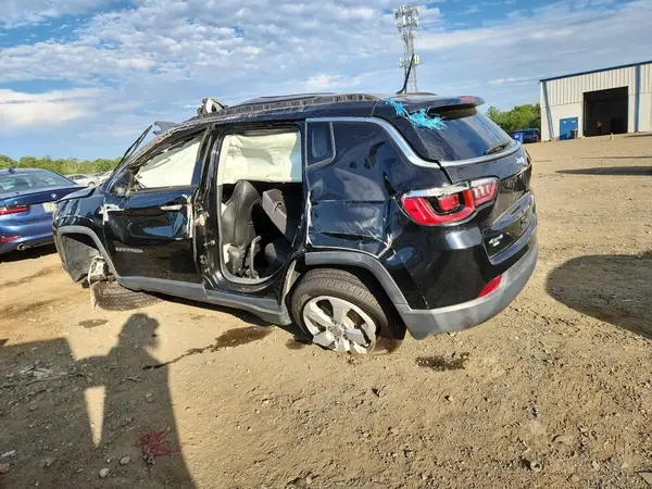 3C4NJDBB9JT313836 2018 JEEP COMPASS - Image 2