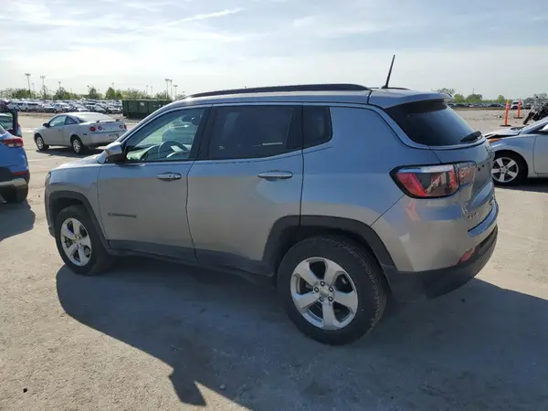 3C4NJDBB9JT315652 2018 JEEP COMPASS - Image 2