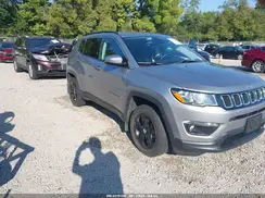 3C4NJDBB9JT328675 2018 JEEP COMPASS
