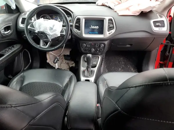 3C4NJDBB9JT331740 2018 JEEP COMPASS - Image 8