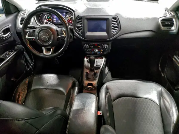 3C4NJDBB9JT333522 2018 JEEP COMPASS - Image 8